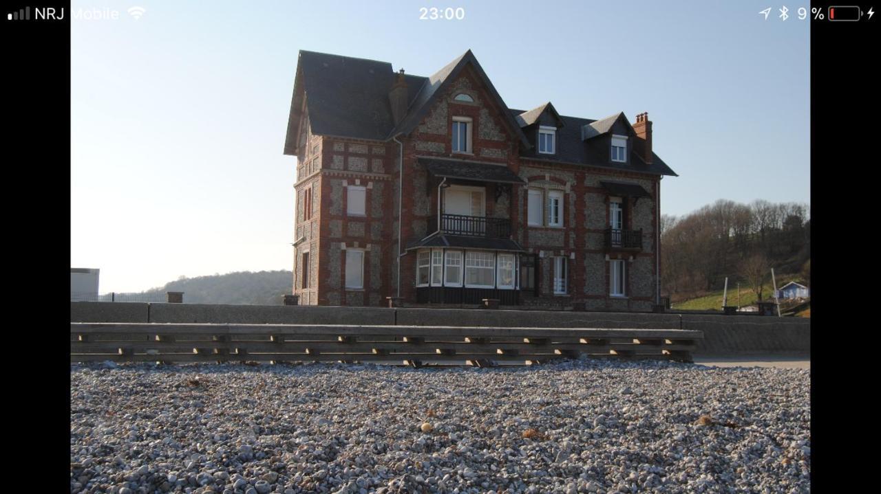 Les Mouettes, A Moins De 50 Metres De La * Veulettes-sur-Mer